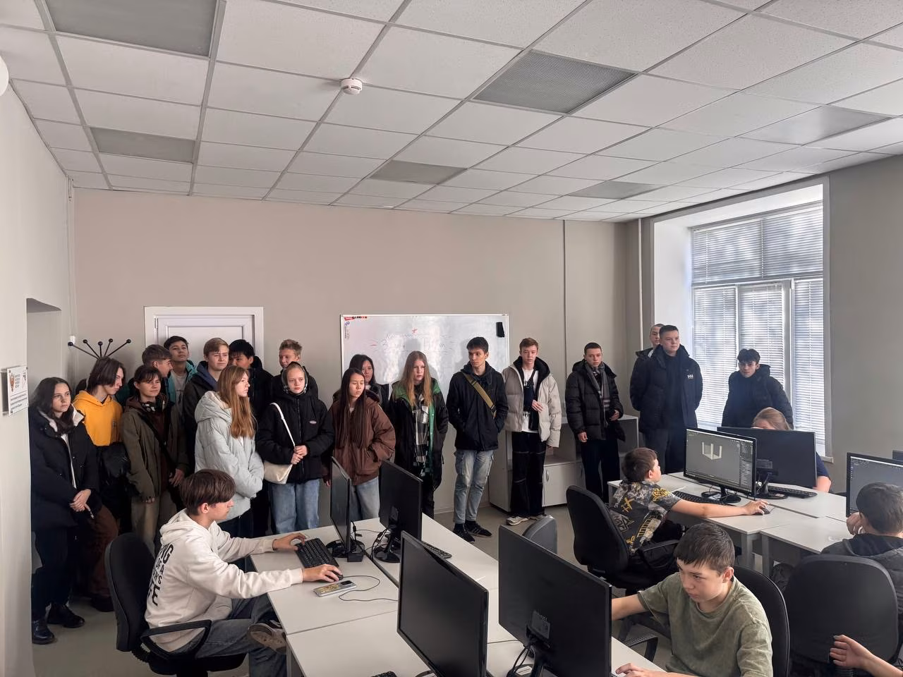 🎉 День открытых дверей в ХПК: IT-куб встречал гостей! 🎉